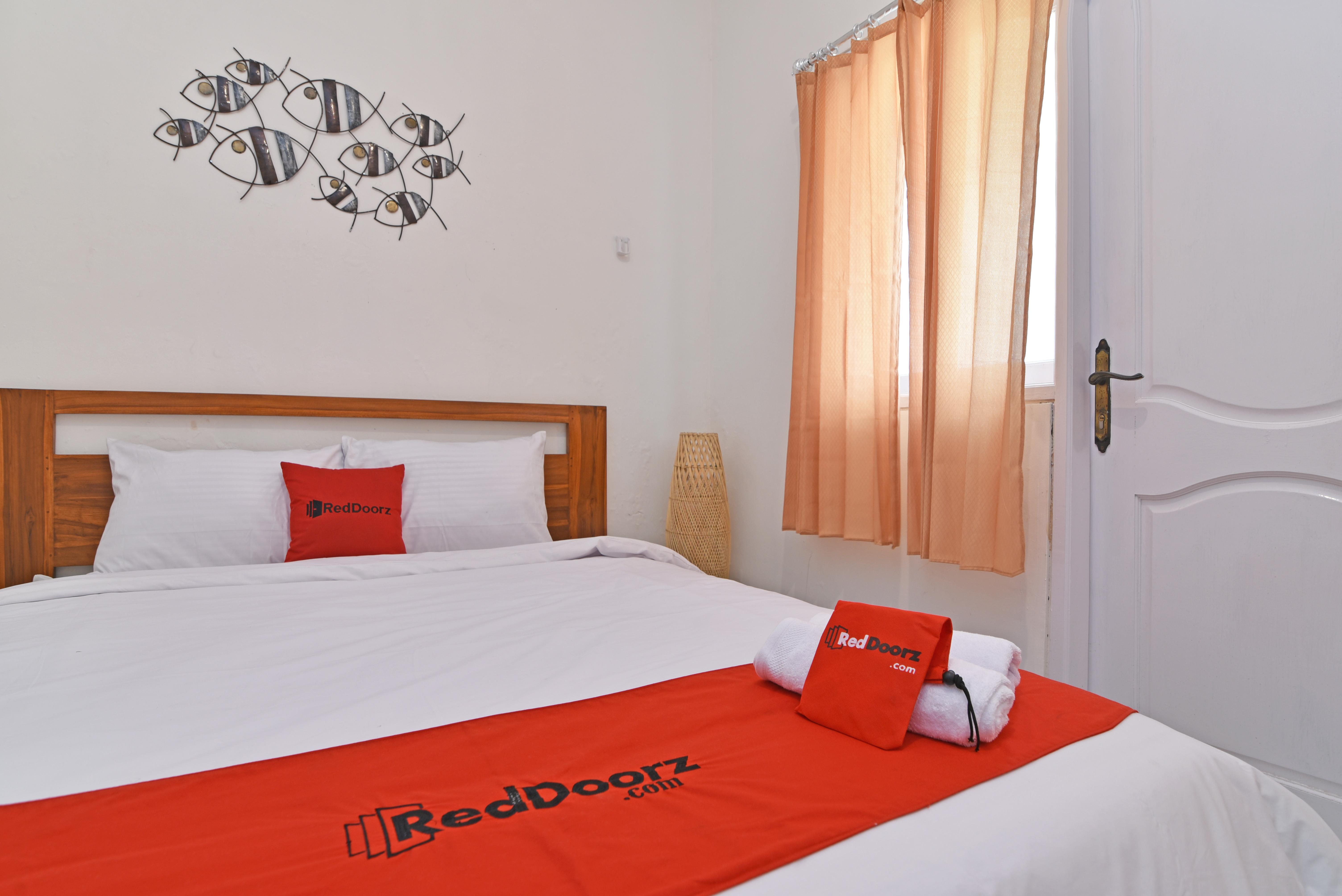 Reddoorz @ Jalan Gatot Subroto Denpasar Hotel Exterior photo